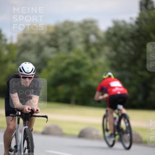 16.06.2024 - 26. Vierlanden-Triathlon Jannik Wohlers http://msf.ph/oto/6288801 16.06.2024 11:30:04 Radfahren 56, 202, 205, 212, 433, 498, 527, 547, 565 meine-sportfotos.de