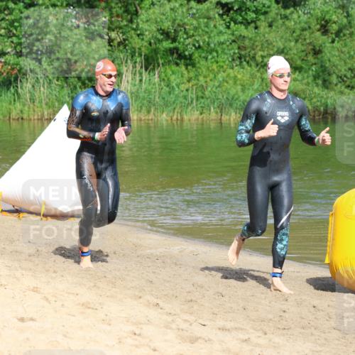 16.06.2024 - 26. Vierlanden-Triathlon Strokosch-Dieckow http://msf.ph/oto/6288881 16.06.2024 09:32:30 Schwimmen  meine-sportfotos.de