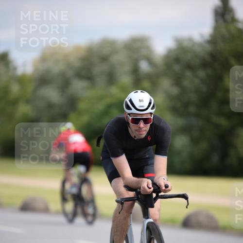 16.06.2024 - 26. Vierlanden-Triathlon Jannik Wohlers http://msf.ph/oto/6288899 16.06.2024 11:30:05 Radfahren 56, 202, 205, 212, 433, 498, 527, 547, 565 meine-sportfotos.de