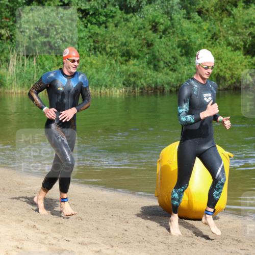 16.06.2024 - 26. Vierlanden-Triathlon Strokosch-Dieckow http://msf.ph/oto/6289204 16.06.2024 09:32:31 Schwimmen  meine-sportfotos.de
