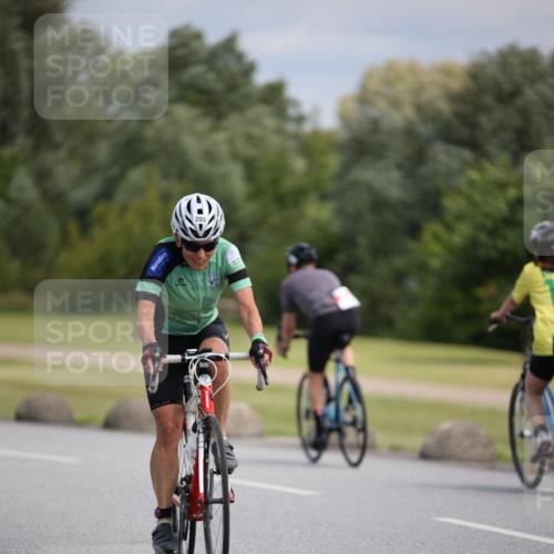 16.06.2024 - 26. Vierlanden-Triathlon Jannik Wohlers http://msf.ph/oto/6289225 16.06.2024 11:30:06 Radfahren 19, 56, 202, 205, 212, 289, 433, 527, 547, 565 meine-sportfotos.de