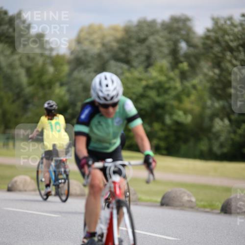 16.06.2024 - 26. Vierlanden-Triathlon Jannik Wohlers http://msf.ph/oto/6289301 16.06.2024 11:30:07 Radfahren 19, 56, 202, 205, 212, 289, 433, 527, 547, 551, 565, 636 meine-sportfotos.de