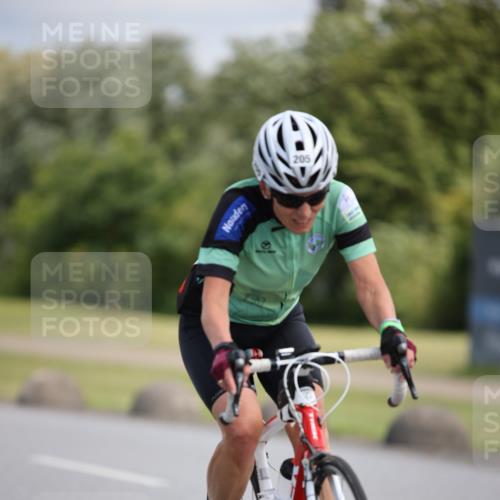 16.06.2024 - 26. Vierlanden-Triathlon Jannik Wohlers http://msf.ph/oto/6289351 16.06.2024 11:30:07 Radfahren 19, 56, 202, 205, 212, 289, 433, 527, 547, 551, 565, 636 meine-sportfotos.de