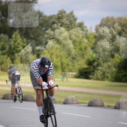 16.06.2024 - 26. Vierlanden-Triathlon Jannik Wohlers http://msf.ph/oto/6289449 16.06.2024 11:30:14 Radfahren 19, 32, 205, 218, 289, 529, 551, 636 meine-sportfotos.de