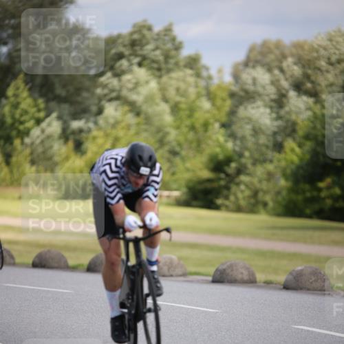 16.06.2024 - 26. Vierlanden-Triathlon Jannik Wohlers http://msf.ph/oto/6289461 16.06.2024 11:30:14 Radfahren 19, 32, 205, 218, 289, 529, 551, 636 meine-sportfotos.de