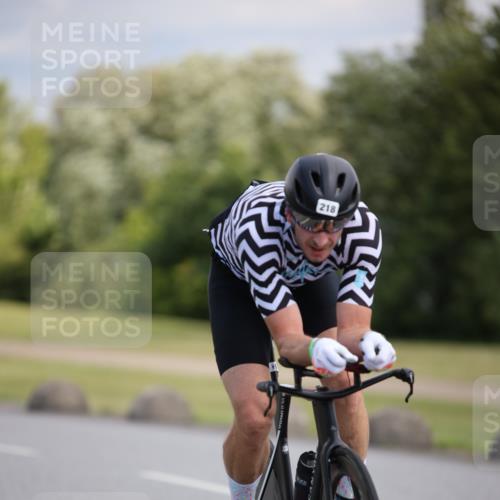 16.06.2024 - 26. Vierlanden-Triathlon Jannik Wohlers http://msf.ph/oto/6289554 16.06.2024 11:30:15 Radfahren 19, 32, 218, 289, 529, 551, 636 meine-sportfotos.de