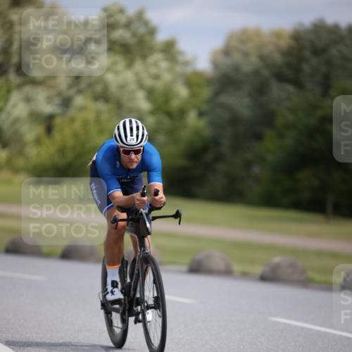 16.06.2024 - 26. Vierlanden-Triathlon Jannik Wohlers http://msf.ph/oto/6289696 16.06.2024 11:30:22 Radfahren 29, 218, 529 meine-sportfotos.de