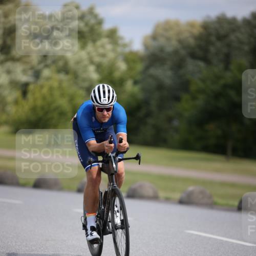 16.06.2024 - 26. Vierlanden-Triathlon Jannik Wohlers http://msf.ph/oto/6289706 16.06.2024 11:30:22 Radfahren 29, 218, 529 meine-sportfotos.de
