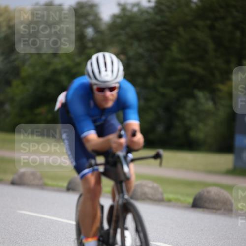 16.06.2024 - 26. Vierlanden-Triathlon Jannik Wohlers http://msf.ph/oto/6289794 16.06.2024 11:30:23 Radfahren 29, 50, 263 meine-sportfotos.de