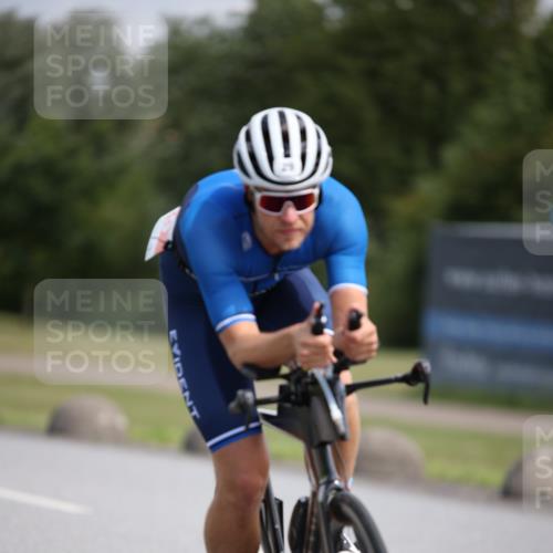 16.06.2024 - 26. Vierlanden-Triathlon Jannik Wohlers http://msf.ph/oto/6289834 16.06.2024 11:30:23 Radfahren 29, 50, 263 meine-sportfotos.de