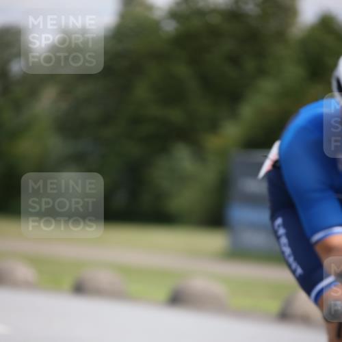 16.06.2024 - 26. Vierlanden-Triathlon Jannik Wohlers http://msf.ph/oto/6289895 16.06.2024 11:30:24 Radfahren 29, 50, 168, 263 meine-sportfotos.de