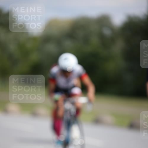 16.06.2024 - 26. Vierlanden-Triathlon Jannik Wohlers http://msf.ph/oto/6289900 16.06.2024 11:30:25 Radfahren 29, 50, 168, 263 meine-sportfotos.de