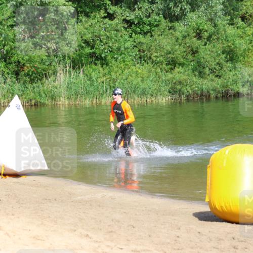 16.06.2024 - 26. Vierlanden-Triathlon Strokosch-Dieckow http://msf.ph/oto/6289970 16.06.2024 09:32:57 Schwimmen  meine-sportfotos.de