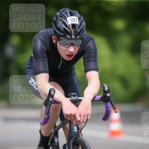 16.06.2024 - 7 Türme Triathlon Fuchs,  Jonas http://msf.ph/oto/6290012 16.06.2024 11:54:10 Radfahren 30, 187, 381, 398, 472, 520, 539, 587 meine-sportfotos.de