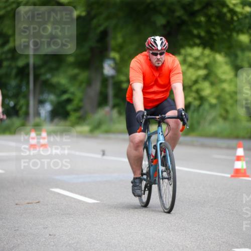 16.06.2024 - 7 Türme Triathlon Fuchs,  Jonas http://msf.ph/oto/6290260 16.06.2024 11:55:41 Radfahren 2, 37, 94, 114, 121, 121, 215, 311, 321, 364, 383, 394, 397, 424, 432, 484, 489, 490, 516, 576, 585 meine-sportfotos.de