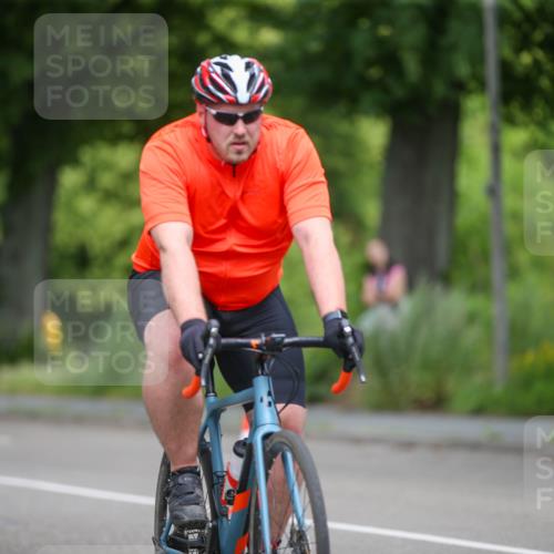 16.06.2024 - 7 Türme Triathlon Fuchs,  Jonas http://msf.ph/oto/6290264 16.06.2024 11:55:41 Radfahren 2, 37, 94, 114, 121, 121, 215, 311, 321, 364, 383, 394, 397, 424, 432, 484, 489, 490, 516, 576, 585 meine-sportfotos.de