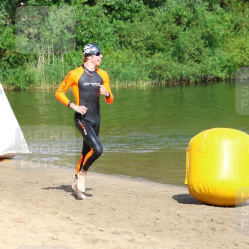16.06.2024 - 26. Vierlanden-Triathlon Strokosch-Dieckow http://msf.ph/oto/6290289 16.06.2024 09:33:01 Schwimmen  meine-sportfotos.de