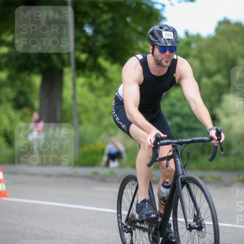 16.06.2024 - 7 Türme Triathlon Fuchs,  Jonas http://msf.ph/oto/6290315 16.06.2024 11:55:50 Radfahren 2, 114, 121, 121, 144, 144, 262, 325, 364, 398, 412, 420, 424, 446, 518, 536, 580 meine-sportfotos.de