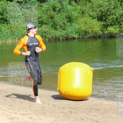 16.06.2024 - 26. Vierlanden-Triathlon Strokosch-Dieckow http://msf.ph/oto/6290319 16.06.2024 09:33:01 Schwimmen  meine-sportfotos.de