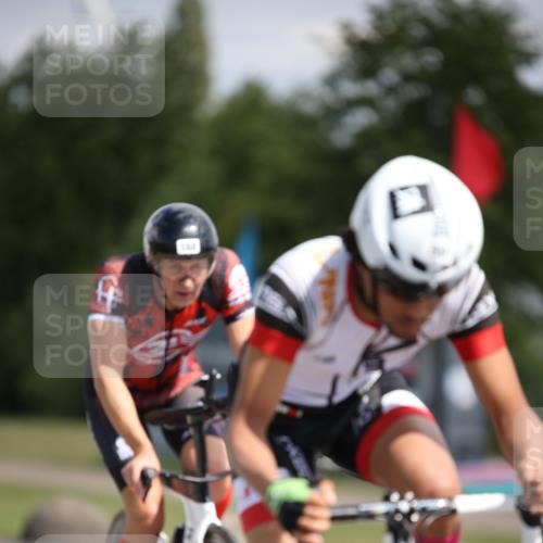 16.06.2024 - 26. Vierlanden-Triathlon Jannik Wohlers http://msf.ph/oto/6290360 16.06.2024 11:30:26 Radfahren 29, 50, 168, 263 meine-sportfotos.de