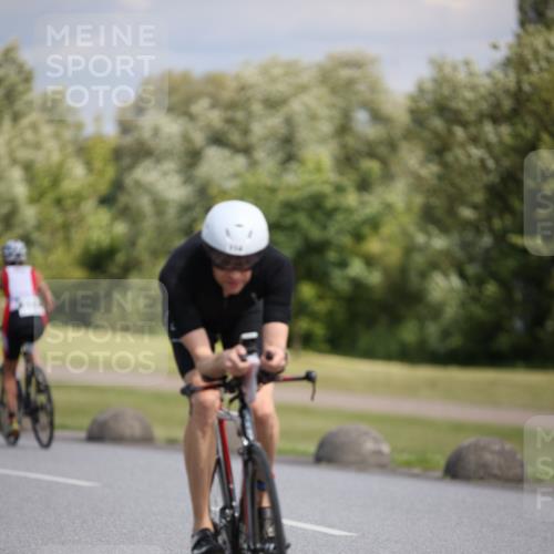 16.06.2024 - 26. Vierlanden-Triathlon Jannik Wohlers http://msf.ph/oto/6290453 16.06.2024 11:30:54 Radfahren 114, 517, 572 meine-sportfotos.de