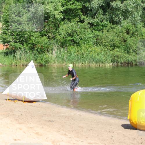 16.06.2024 - 26. Vierlanden-Triathlon Strokosch-Dieckow http://msf.ph/oto/6290606 16.06.2024 09:33:56 Schwimmen 73, 73 meine-sportfotos.de