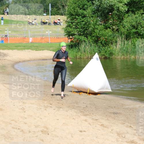 16.06.2024 - 26. Vierlanden-Triathlon Strokosch-Dieckow http://msf.ph/oto/6290638 16.06.2024 09:34:00 Schwimmen 73, 73 meine-sportfotos.de