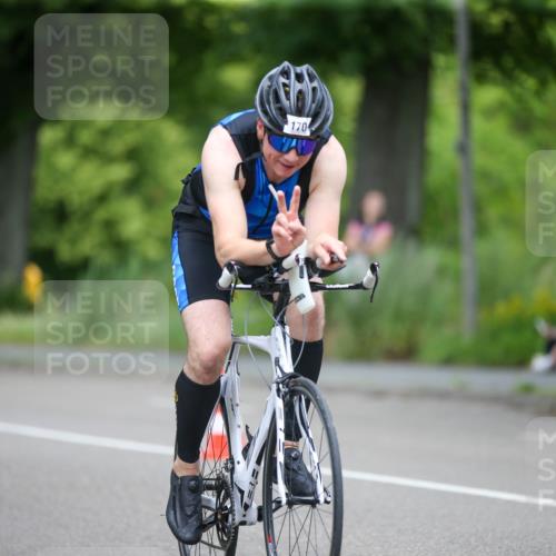 16.06.2024 - 7 Türme Triathlon Fuchs,  Jonas http://msf.ph/oto/6290664 16.06.2024 11:57:27 Radfahren 116, 154, 161, 170, 170, 239, 280, 309, 374, 391, 481, 496, 547, 594, 607 meine-sportfotos.de