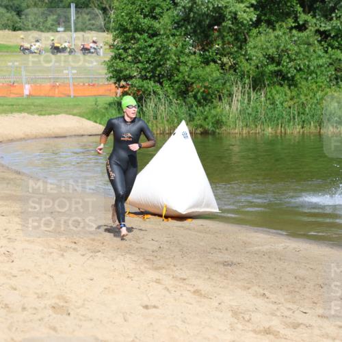 16.06.2024 - 26. Vierlanden-Triathlon Strokosch-Dieckow http://msf.ph/oto/6290669 16.06.2024 09:34:00 Schwimmen 73, 73 meine-sportfotos.de