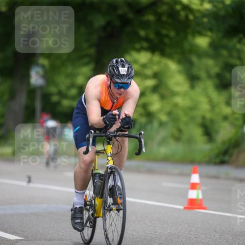 16.06.2024 - 7 Türme Triathlon Fuchs,  Jonas http://msf.ph/oto/6290676 16.06.2024 11:57:32 Radfahren 116, 239, 309, 410, 523, 528, 535, 547, 575, 607 meine-sportfotos.de