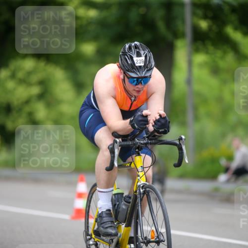 16.06.2024 - 7 Türme Triathlon Fuchs,  Jonas http://msf.ph/oto/6290679 16.06.2024 11:57:32 Radfahren 116, 239, 309, 410, 523, 528, 535, 547, 575, 607 meine-sportfotos.de