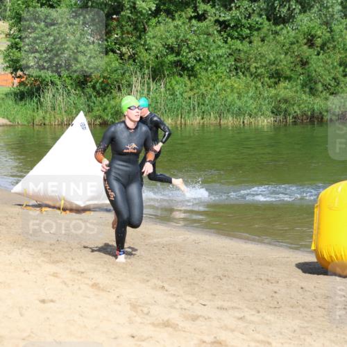 16.06.2024 - 26. Vierlanden-Triathlon Strokosch-Dieckow http://msf.ph/oto/6290695 16.06.2024 09:34:01 Schwimmen  meine-sportfotos.de