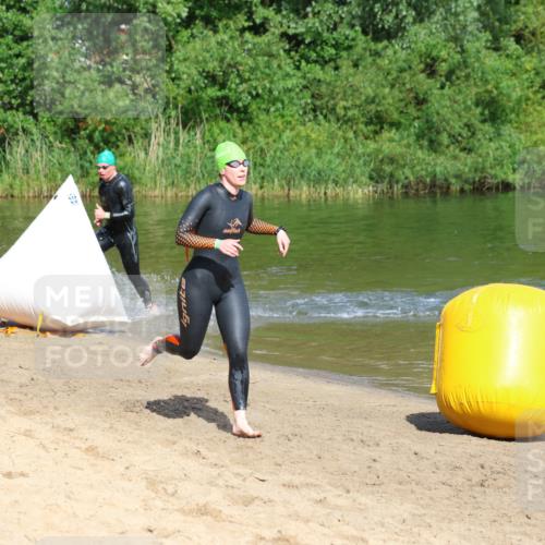 16.06.2024 - 26. Vierlanden-Triathlon Strokosch-Dieckow http://msf.ph/oto/6290714 16.06.2024 09:34:01 Schwimmen  meine-sportfotos.de