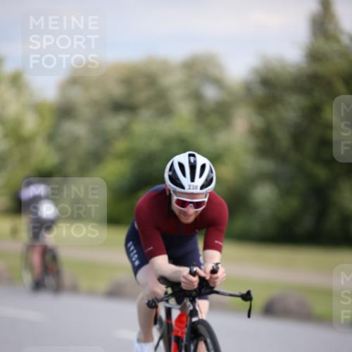 16.06.2024 - 26. Vierlanden-Triathlon Jannik Wohlers http://msf.ph/oto/6290762 16.06.2024 11:31:01 Radfahren 114, 338, 342 meine-sportfotos.de