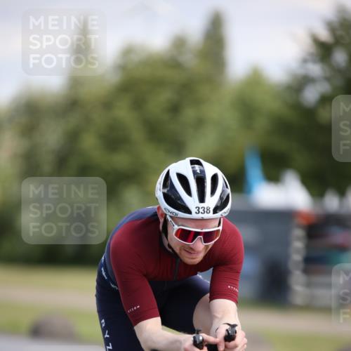 16.06.2024 - 26. Vierlanden-Triathlon Jannik Wohlers http://msf.ph/oto/6290806 16.06.2024 11:31:02 Radfahren 114, 338, 342 meine-sportfotos.de