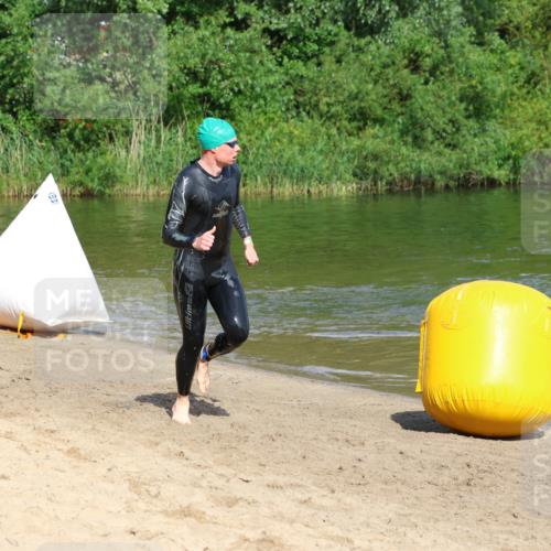 16.06.2024 - 26. Vierlanden-Triathlon Strokosch-Dieckow http://msf.ph/oto/6290811 16.06.2024 09:34:04 Schwimmen  meine-sportfotos.de