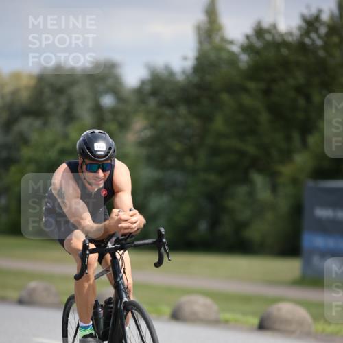 16.06.2024 - 26. Vierlanden-Triathlon Jannik Wohlers http://msf.ph/oto/6290823 16.06.2024 11:31:23 Radfahren 13, 133, 634 meine-sportfotos.de