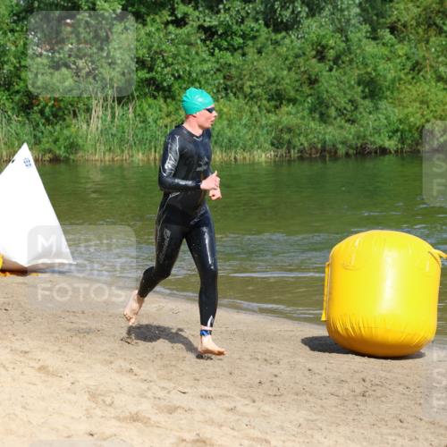 16.06.2024 - 26. Vierlanden-Triathlon Strokosch-Dieckow http://msf.ph/oto/6290824 16.06.2024 09:34:04 Schwimmen  meine-sportfotos.de