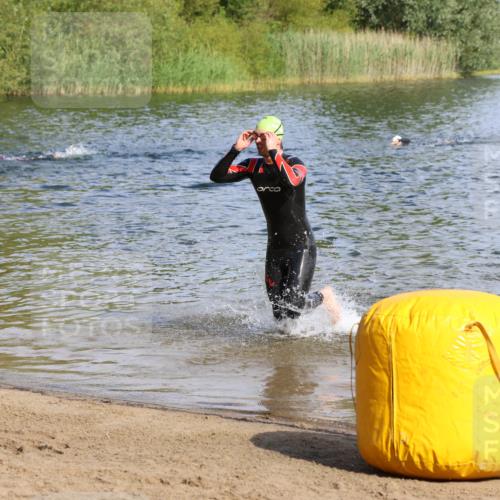 16.06.2024 - 26. Vierlanden-Triathlon Strokosch-Dieckow http://msf.ph/oto/6290837 16.06.2024 09:34:24 Schwimmen 35, 44, 49, 68, 190, 35, 44, 49, 68, 190 meine-sportfotos.de