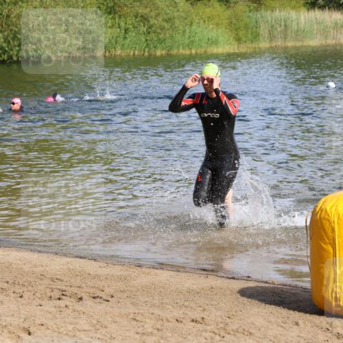 16.06.2024 - 26. Vierlanden-Triathlon Strokosch-Dieckow http://msf.ph/oto/6290868 16.06.2024 09:34:24 Schwimmen 35, 44, 49, 68, 190, 35, 44, 49, 68, 190 meine-sportfotos.de