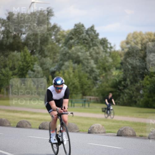 16.06.2024 - 26. Vierlanden-Triathlon Jannik Wohlers http://msf.ph/oto/6290895 16.06.2024 11:31:30 Radfahren 3, 133, 211 meine-sportfotos.de