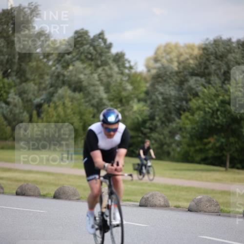 16.06.2024 - 26. Vierlanden-Triathlon Jannik Wohlers http://msf.ph/oto/6290916 16.06.2024 11:31:30 Radfahren 3, 133, 211 meine-sportfotos.de