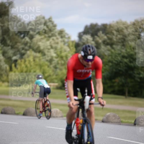 16.06.2024 - 26. Vierlanden-Triathlon Jannik Wohlers http://msf.ph/oto/6291046 16.06.2024 11:31:44 Radfahren 1, 9, 147, 164, 495, 590 meine-sportfotos.de