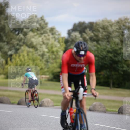 16.06.2024 - 26. Vierlanden-Triathlon Jannik Wohlers http://msf.ph/oto/6291050 16.06.2024 11:31:44 Radfahren 1, 9, 147, 164, 495, 590 meine-sportfotos.de