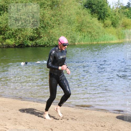 16.06.2024 - 26. Vierlanden-Triathlon Strokosch-Dieckow http://msf.ph/oto/6291051 16.06.2024 09:34:41 Schwimmen 14, 44, 68, 76, 14, 44, 68, 76 meine-sportfotos.de