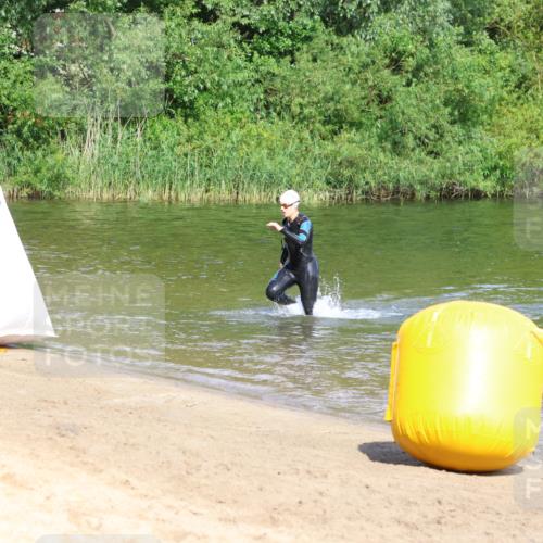 16.06.2024 - 26. Vierlanden-Triathlon Strokosch-Dieckow http://msf.ph/oto/6291084 16.06.2024 09:34:47 Schwimmen 14, 76, 14, 76 meine-sportfotos.de
