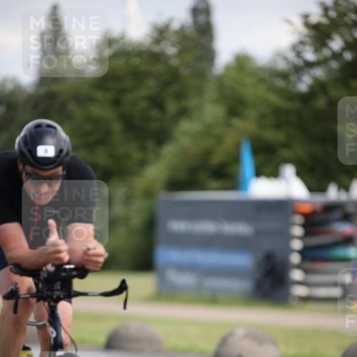 16.06.2024 - 26. Vierlanden-Triathlon Jannik Wohlers http://msf.ph/oto/6291090 16.06.2024 11:31:46 Radfahren 1, 9, 147, 495 meine-sportfotos.de