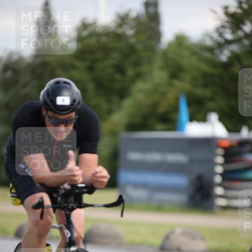 16.06.2024 - 26. Vierlanden-Triathlon Jannik Wohlers http://msf.ph/oto/6291092 16.06.2024 11:31:46 Radfahren 1, 9, 147, 495 meine-sportfotos.de