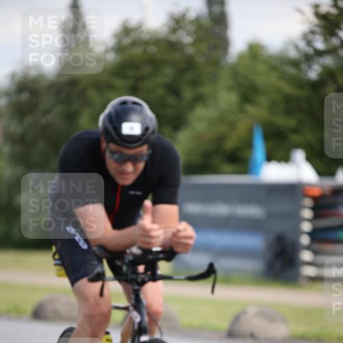 16.06.2024 - 26. Vierlanden-Triathlon Jannik Wohlers http://msf.ph/oto/6291094 16.06.2024 11:31:46 Radfahren 1, 9, 147, 495 meine-sportfotos.de