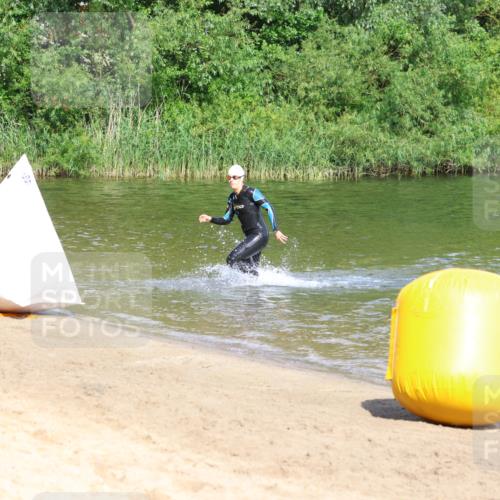 16.06.2024 - 26. Vierlanden-Triathlon Strokosch-Dieckow http://msf.ph/oto/6291115 16.06.2024 09:34:47 Schwimmen 14, 76, 14, 76 meine-sportfotos.de